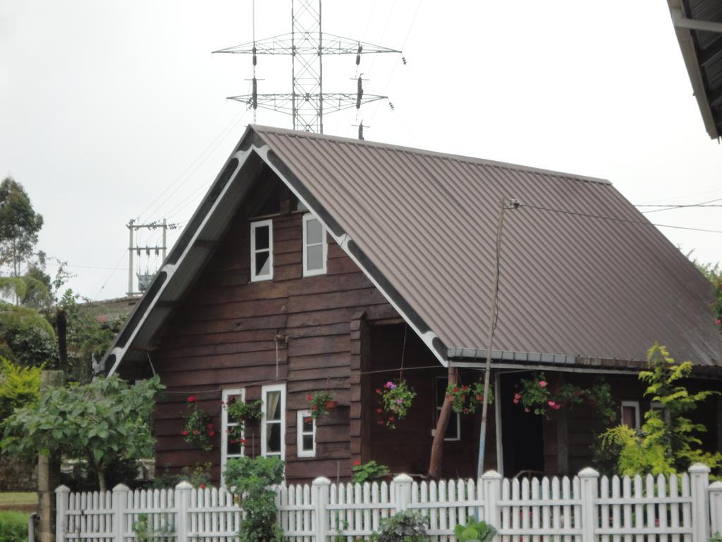 Eranga Guest Hotel นูวาราเอลิยา ภายนอก รูปภาพ