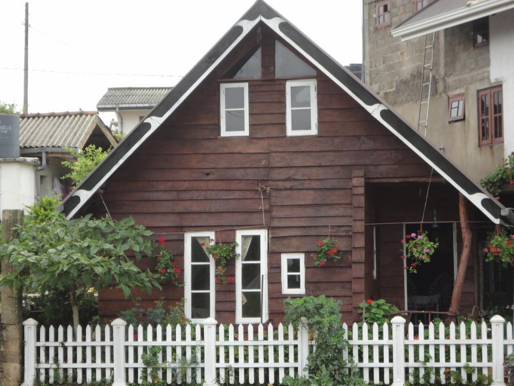 Eranga Guest Hotel นูวาราเอลิยา ภายนอก รูปภาพ