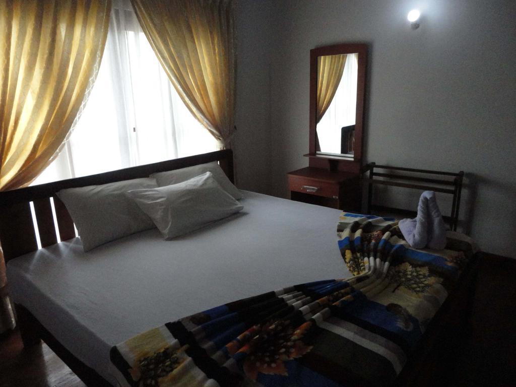 Eranga Guest Hotel นูวาราเอลิยา ภายนอก รูปภาพ