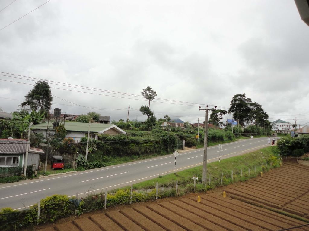 Eranga Guest Hotel นูวาราเอลิยา ภายนอก รูปภาพ