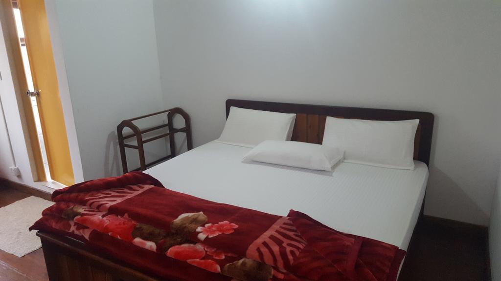 Eranga Guest Hotel นูวาราเอลิยา ภายนอก รูปภาพ