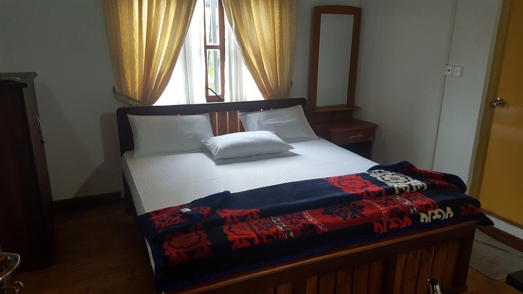 Eranga Guest Hotel นูวาราเอลิยา ภายนอก รูปภาพ