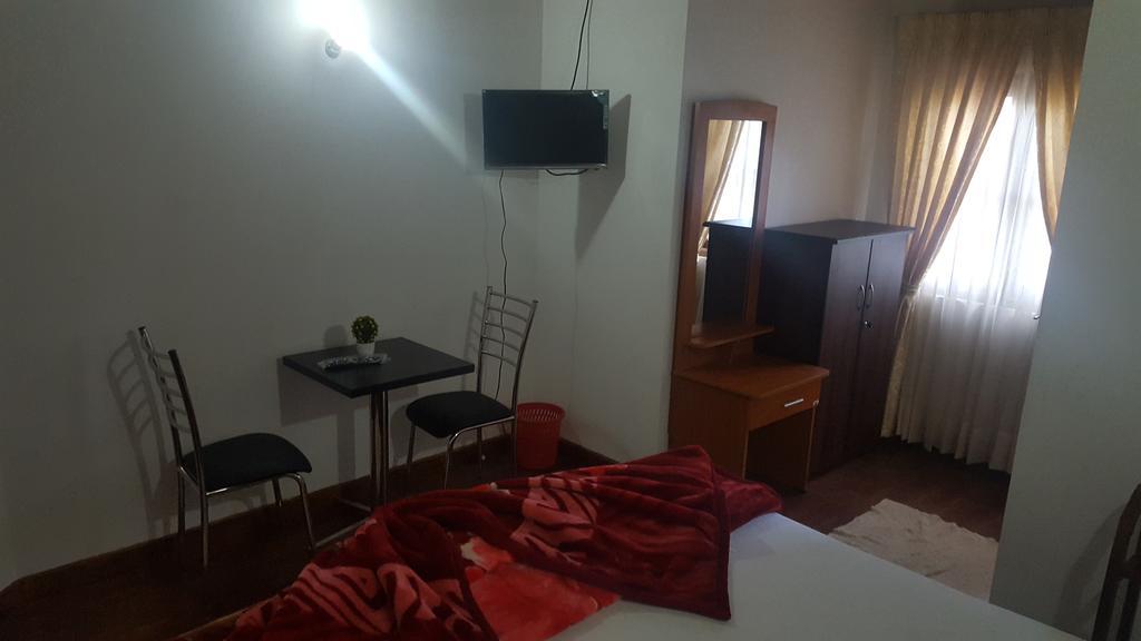 Eranga Guest Hotel นูวาราเอลิยา ภายนอก รูปภาพ